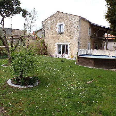 Le Logis De La Venise Verte Saint-Hilaire-la-Palud Εξωτερικό φωτογραφία