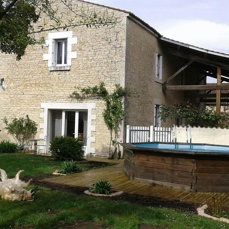 Le Logis De La Venise Verte Saint-Hilaire-la-Palud Εξωτερικό φωτογραφία
