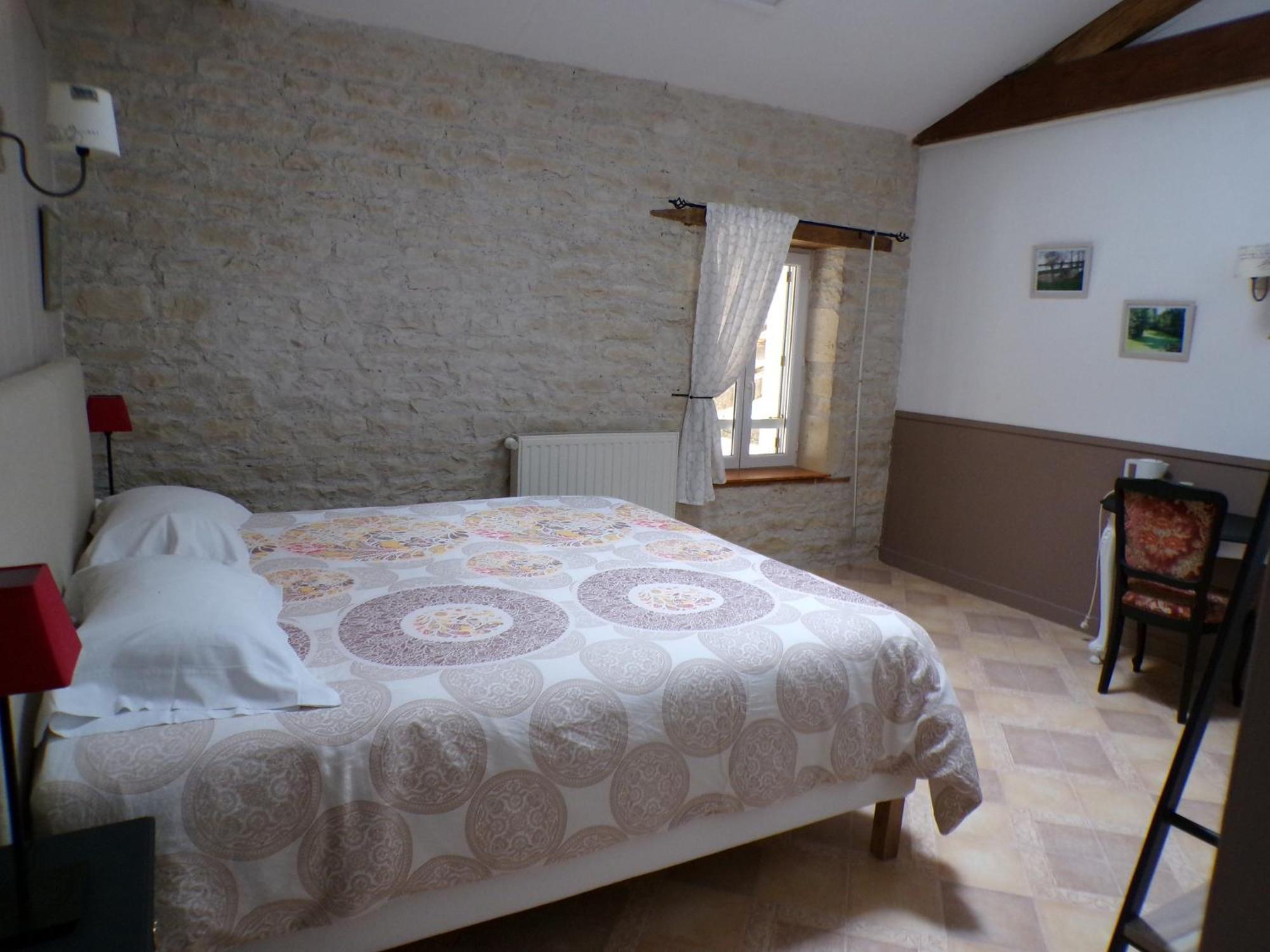 Le Logis De La Venise Verte Saint-Hilaire-la-Palud Εξωτερικό φωτογραφία