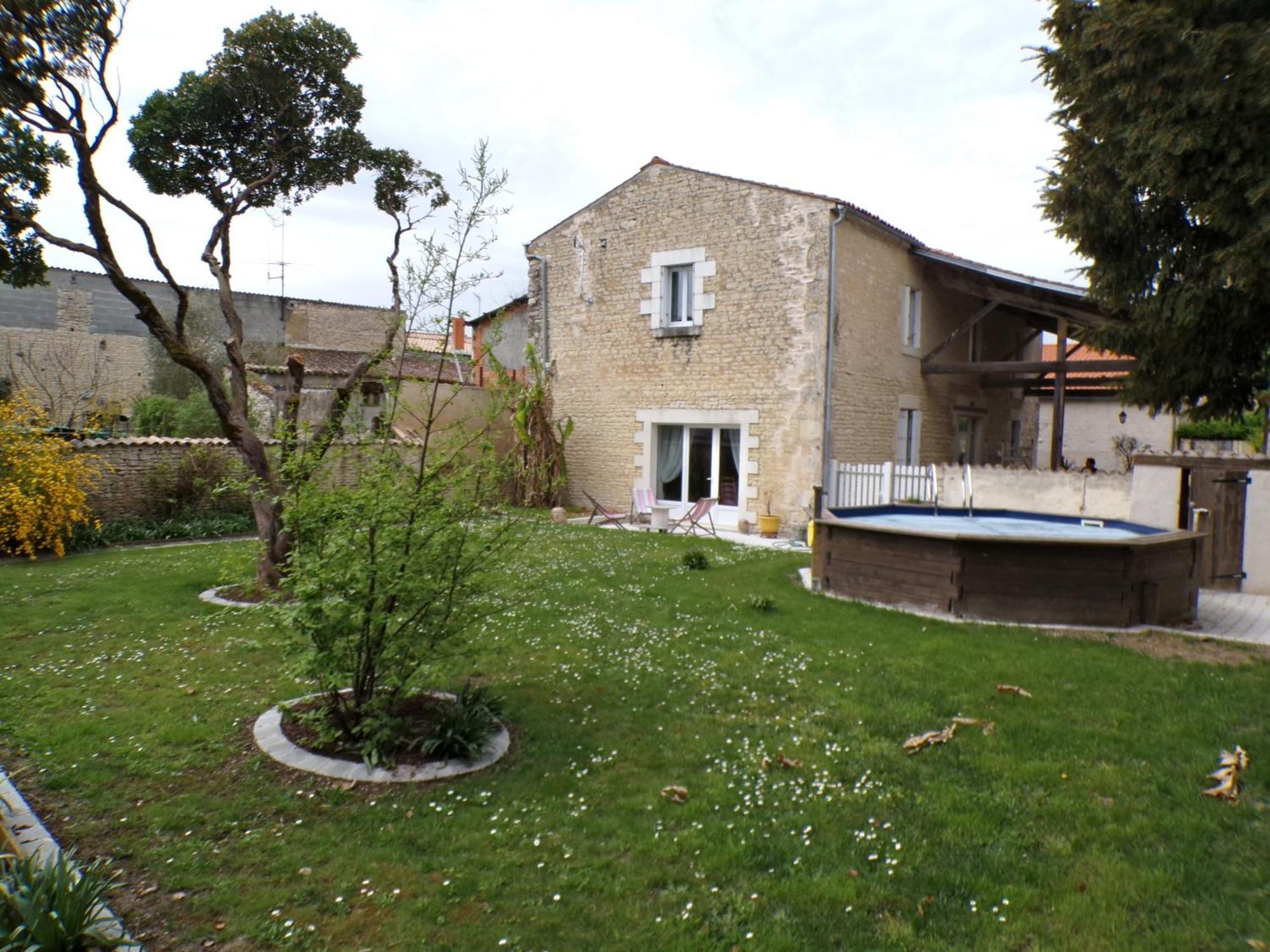 Le Logis De La Venise Verte Saint-Hilaire-la-Palud Εξωτερικό φωτογραφία